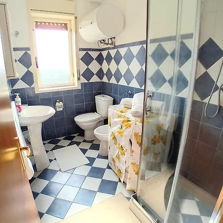 Konukevi Alefla Agnone Bagni